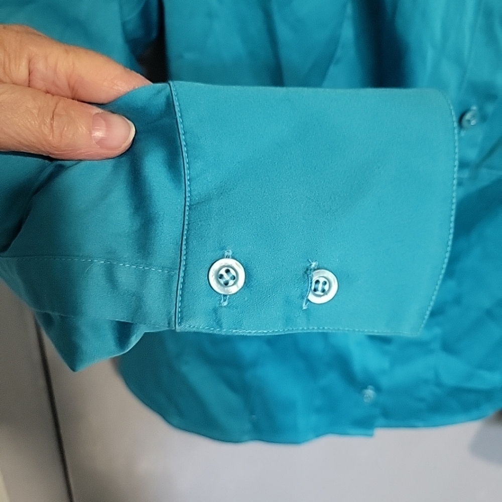 Escada Blue Teal Button-Up Women's Blouse Size 42 Tailored Fit - Picture 3 of 11